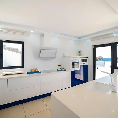 Sirmione Nyaraló Playa Blanca