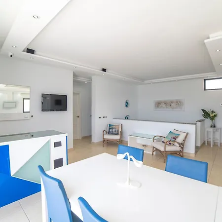 Nyaraló Sirmione Playa Blanca